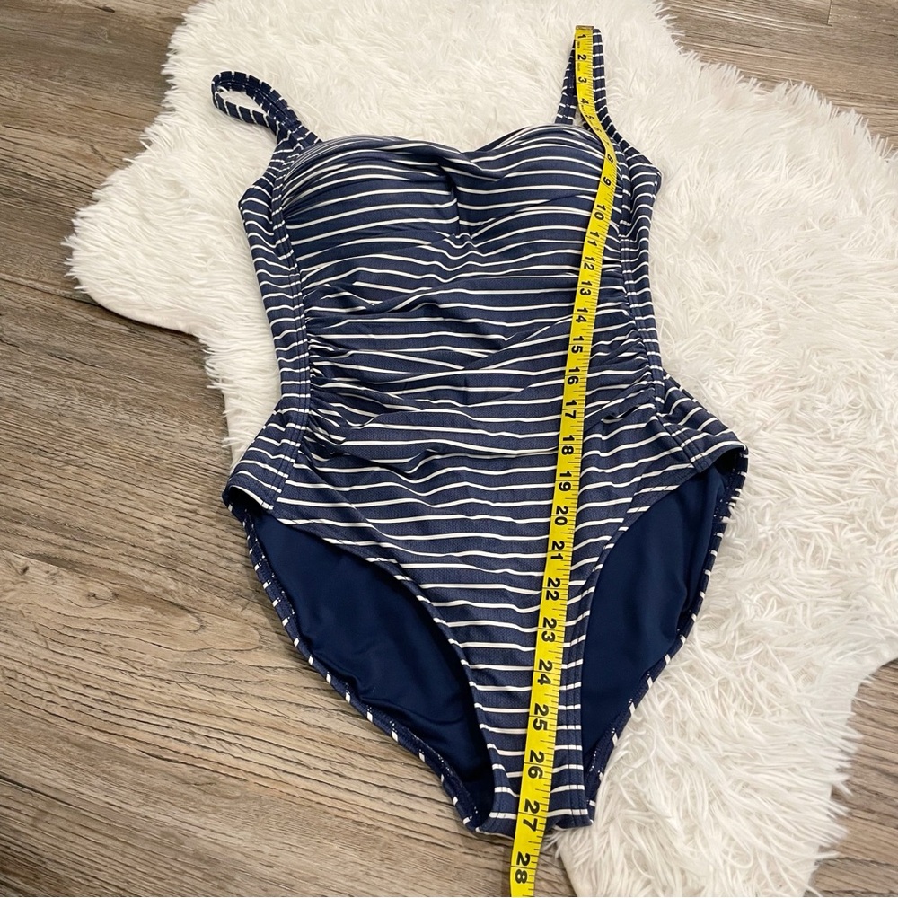 NIPTUCK Swimsuit Navy Stripe 6 Slimming Ruched Small Nautical Coastal - Picture 5 of 12